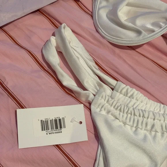 NWT S Dippin' Daisy's Serenade Cheeky Bikini Bottom in Cloud - Picture 8 of 10